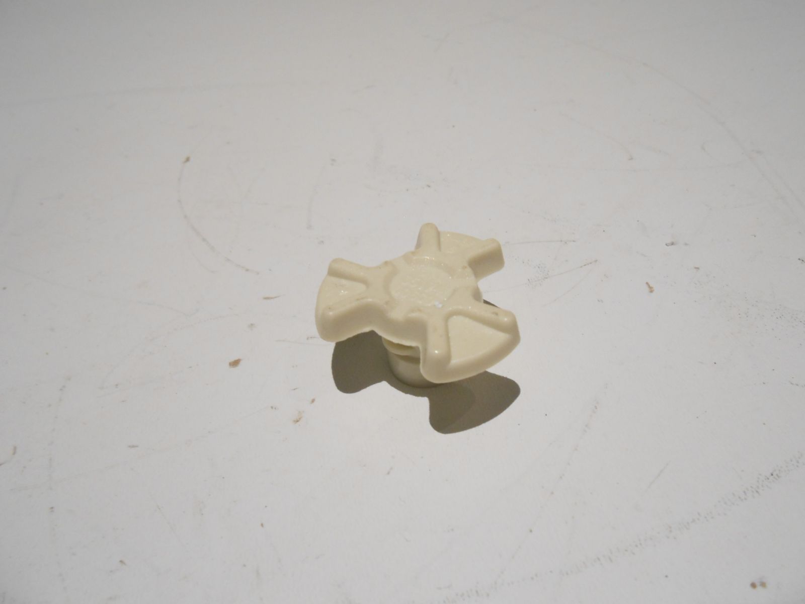 Приводной вал микроволнового двигателя